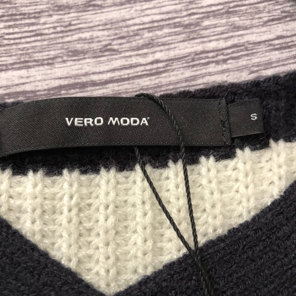 Open shoulder sweater - Picture 5 of 5